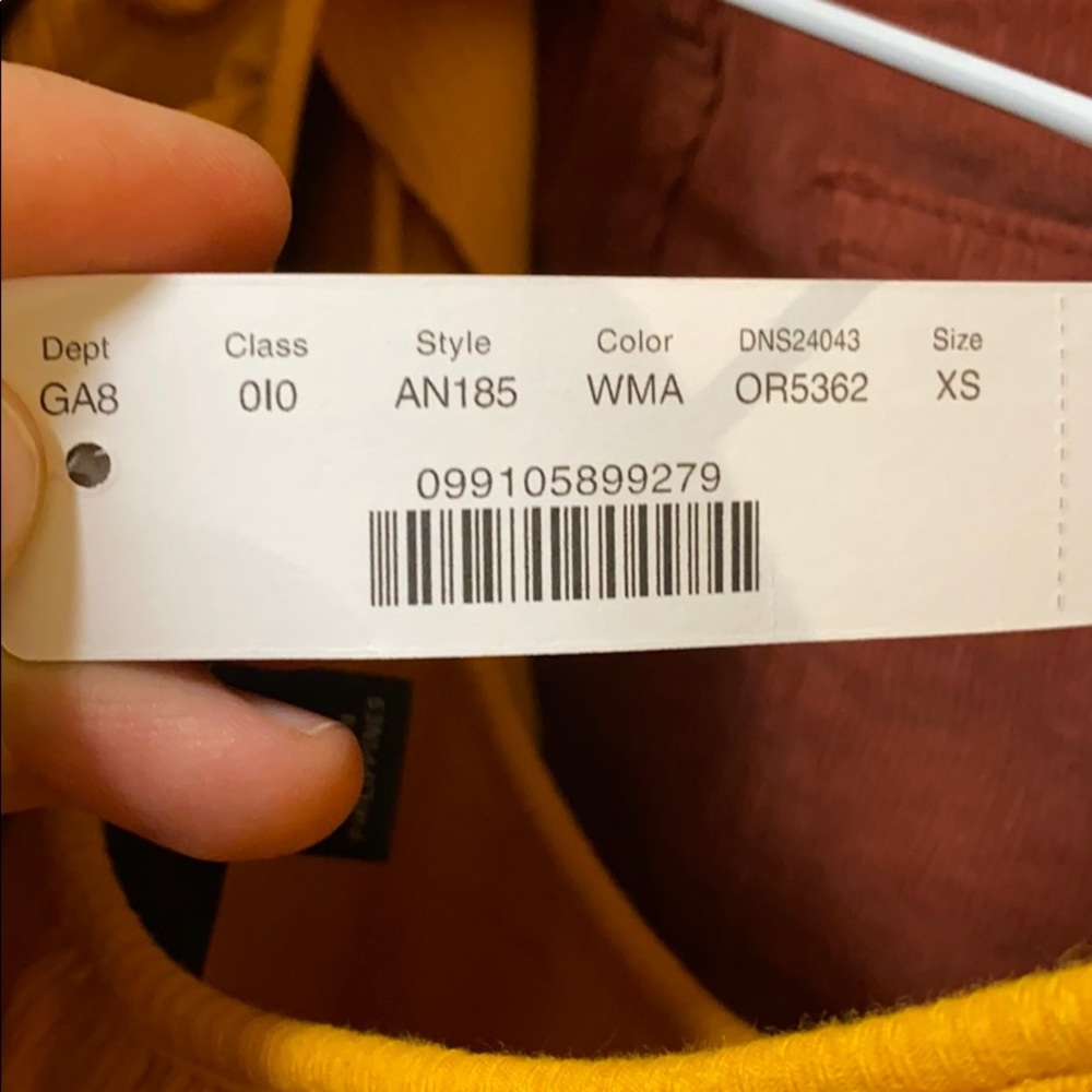 J. Crew Ruffle Ribbed Tank Top - Picture 8 of 8